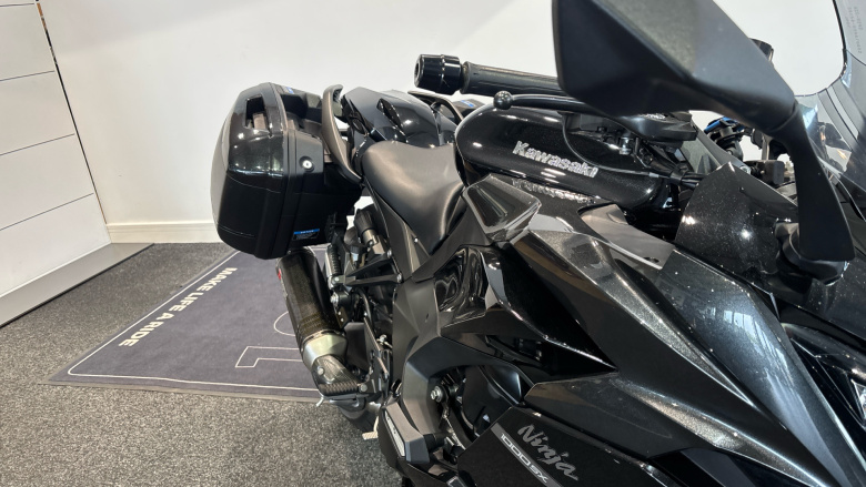 Kawasaki Ninja ZX1002KMFNN (21MY)